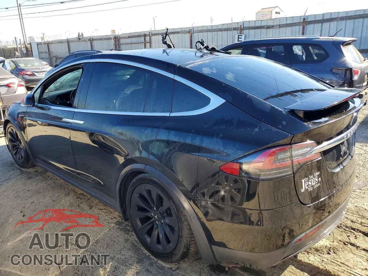 TESLA MODEL X 2018 - 5YJXCAE2XJF113494