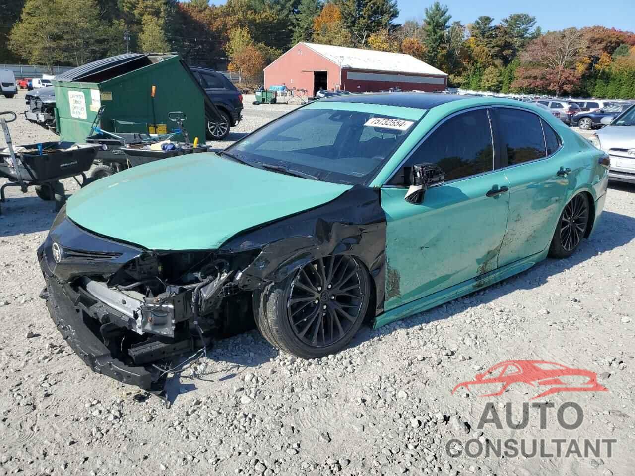 TOYOTA CAMRY 2018 - 4T1B11HK3JU086685