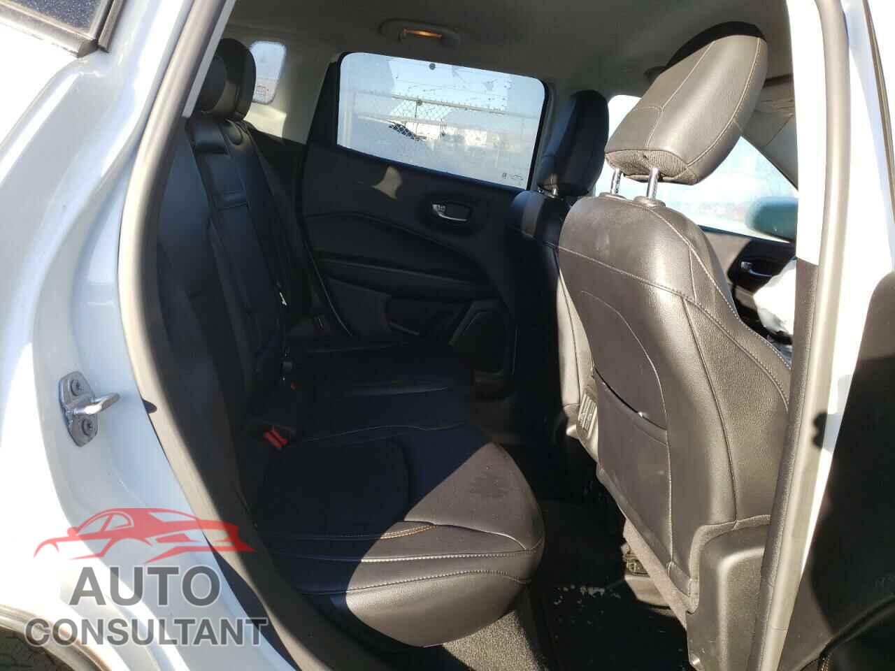 JEEP COMPASS 2017 - 3C4NJDBB2HT681561