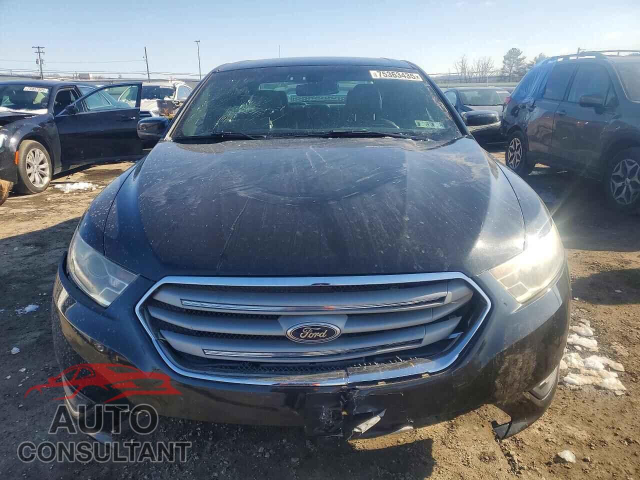 FORD TAURUS 2015 - 1FAHP2E83FG183571