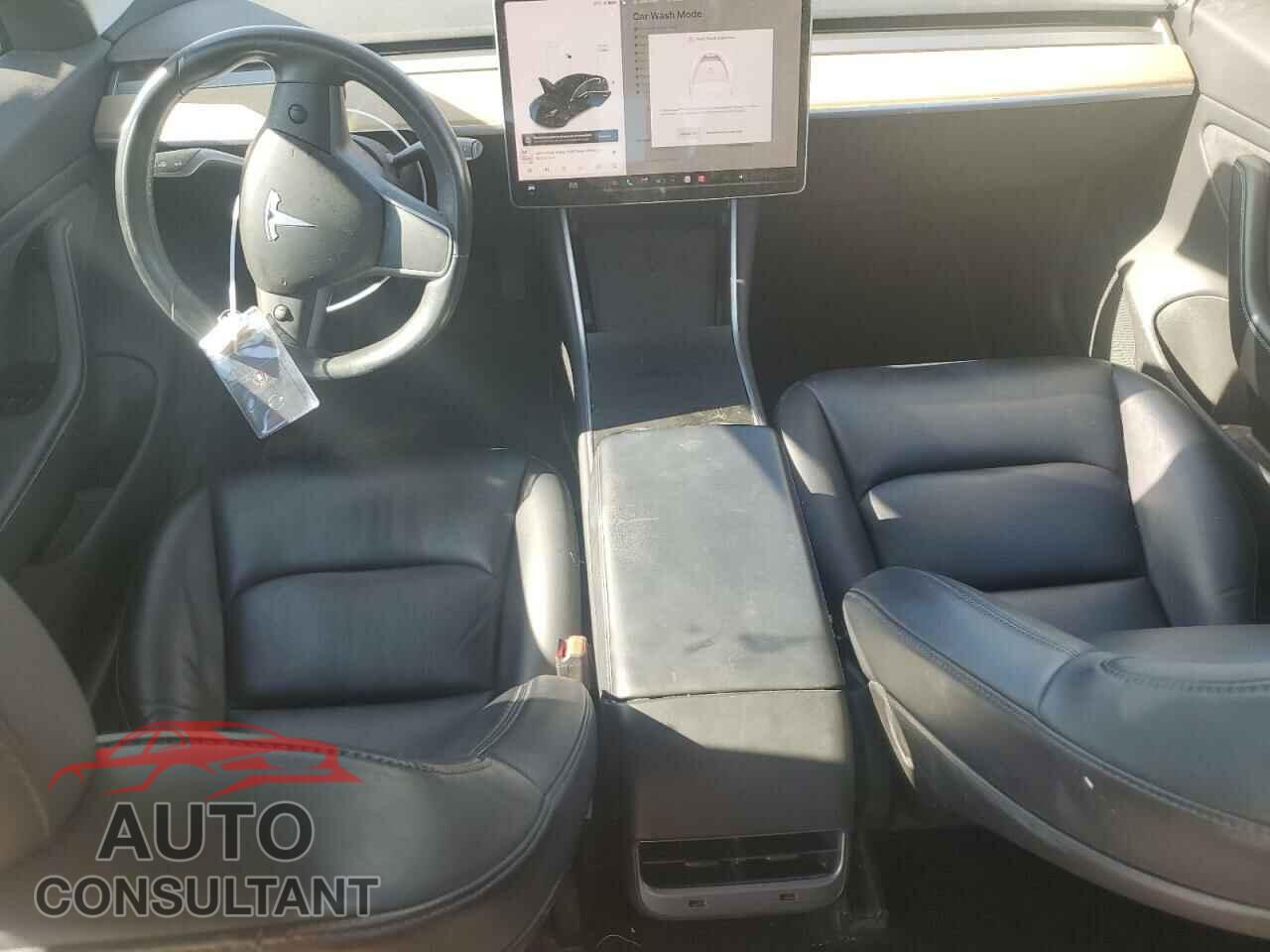 TESLA MODEL 3 2018 - 5YJ3E1EB0JF068283
