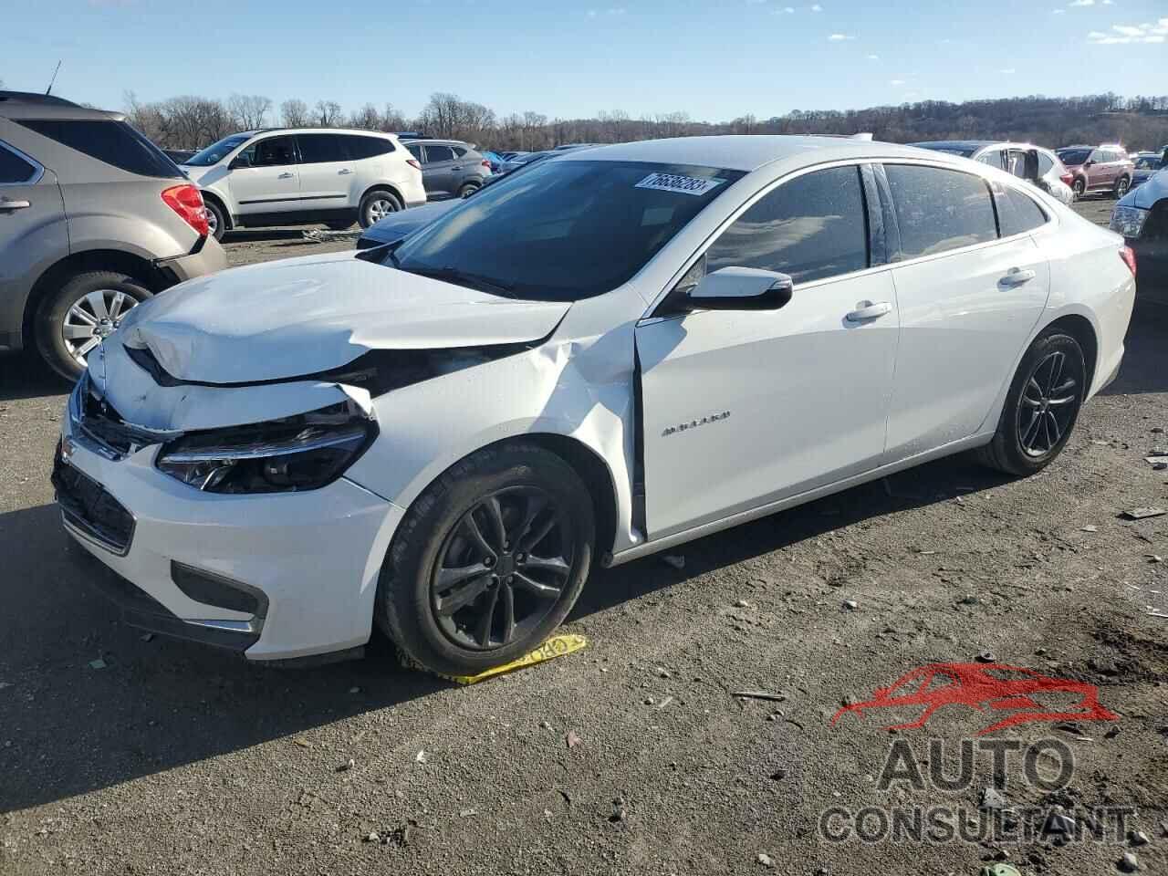 CHEVROLET MALIBU 2018 - 1G1ZD5ST0JF270837
