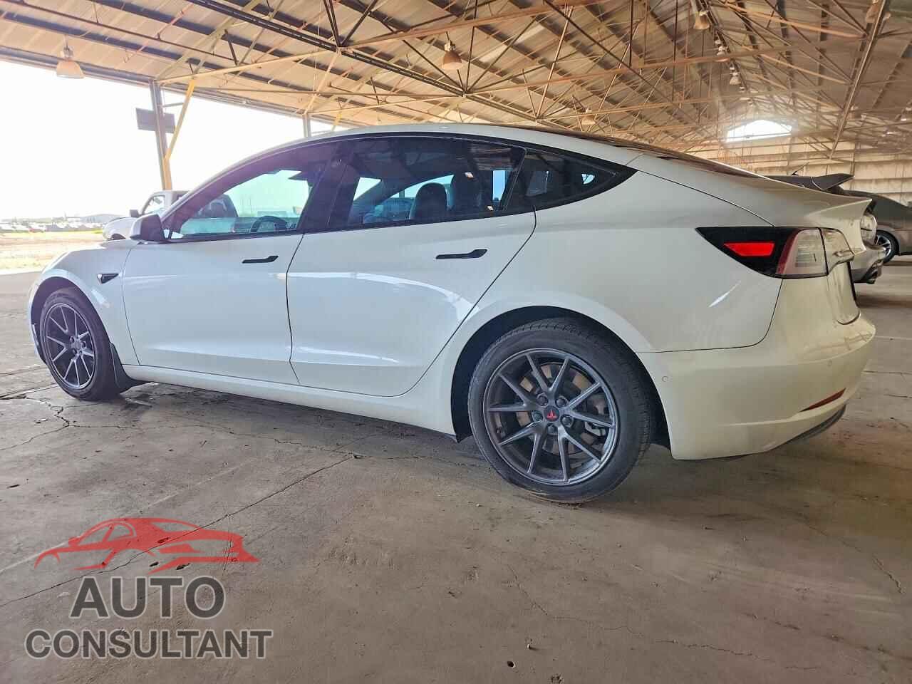 TESLA MODEL 3 2021 - 5YJ3E1EA8MF994832