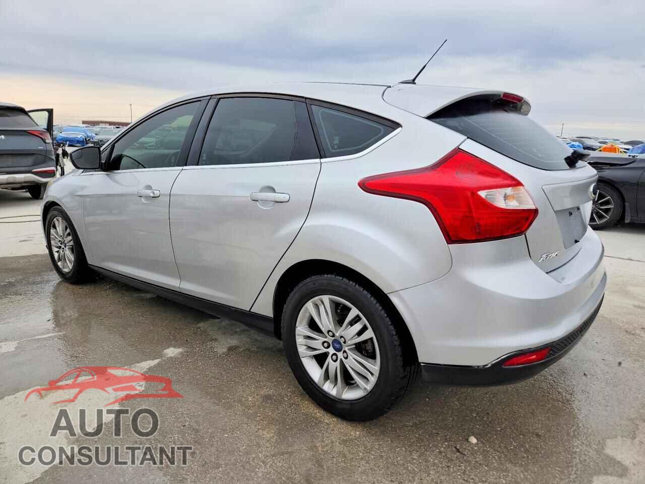FORD FOCUS 2012 - 1FAHP3M20CL210909