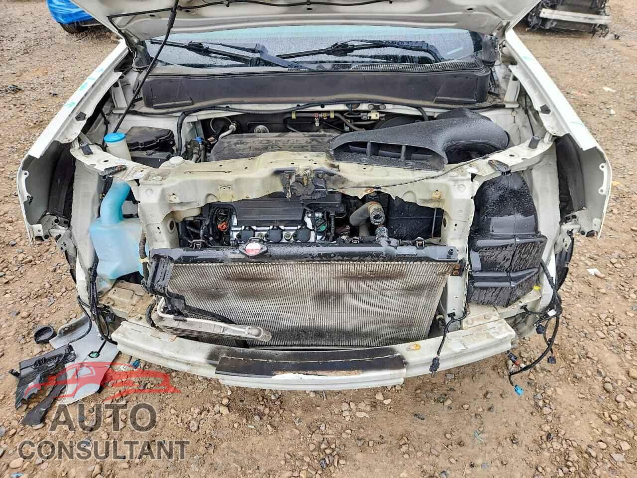 HONDA PILOT 2011 - 5FNYF4H99BB006461
