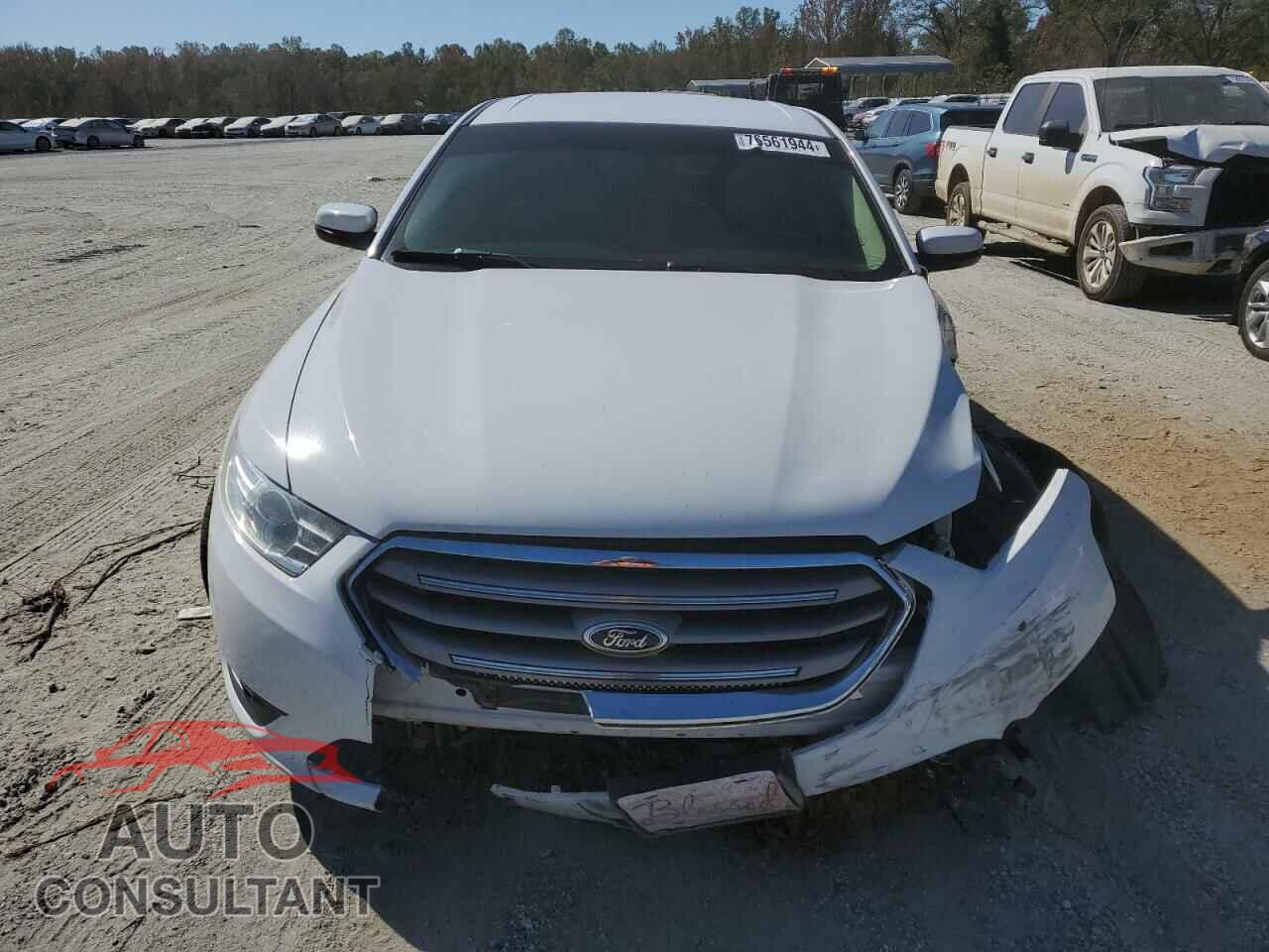 FORD TAURUS 2013 - 1FAHP2E81DG176552