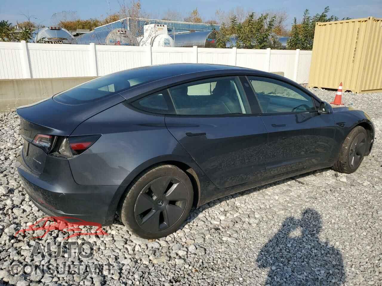 TESLA MODEL 3 2023 - 5YJ3E1EB9PF476323