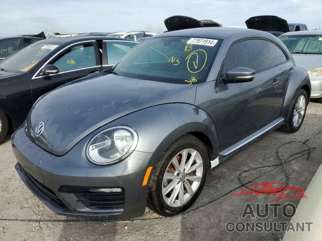 VOLKSWAGEN BEETLE 2018 - 3VWFD7AT0JM702234