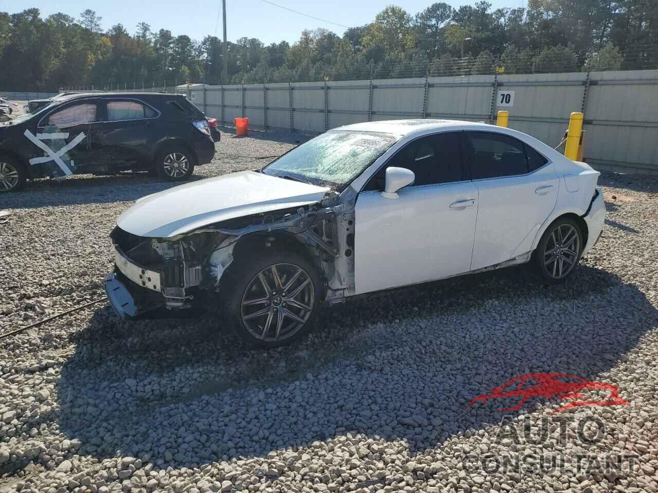 LEXUS IS 2015 - JTHBE1D24F5022475
