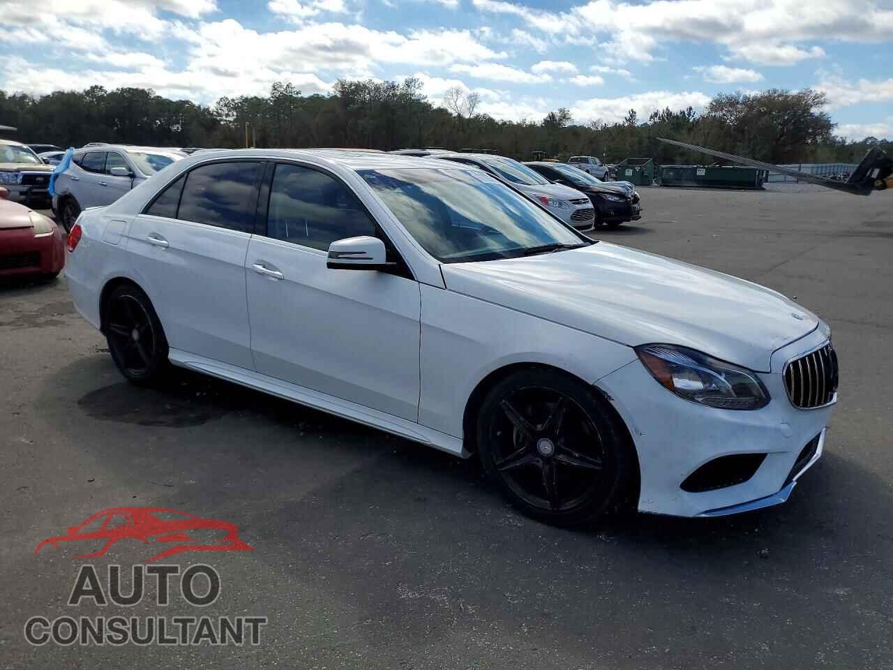 MERCEDES-BENZ E-CLASS 2014 - WDDHF5KB5EB017066