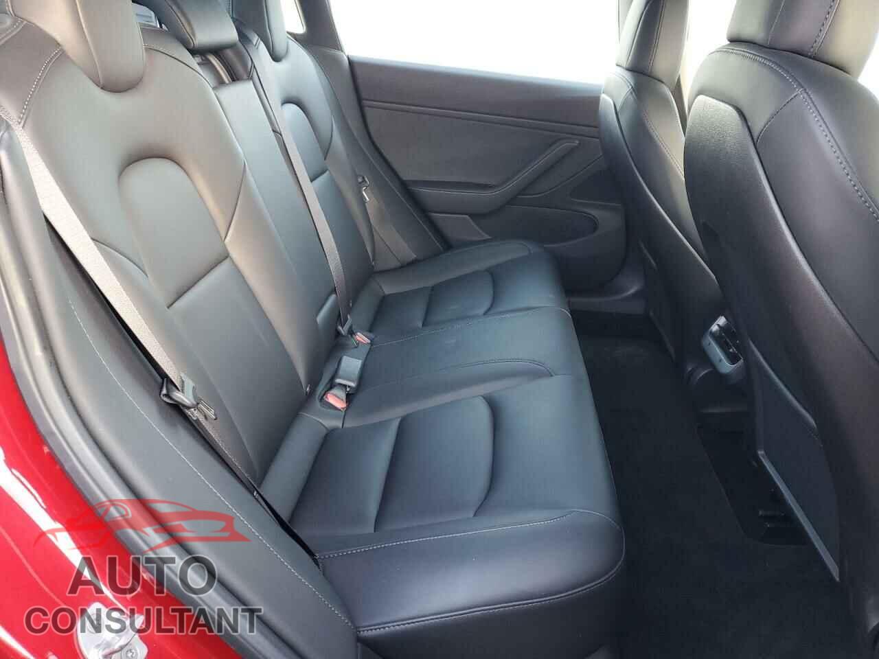 TESLA MODEL 3 2019 - 5YJ3E1EA8KF313775