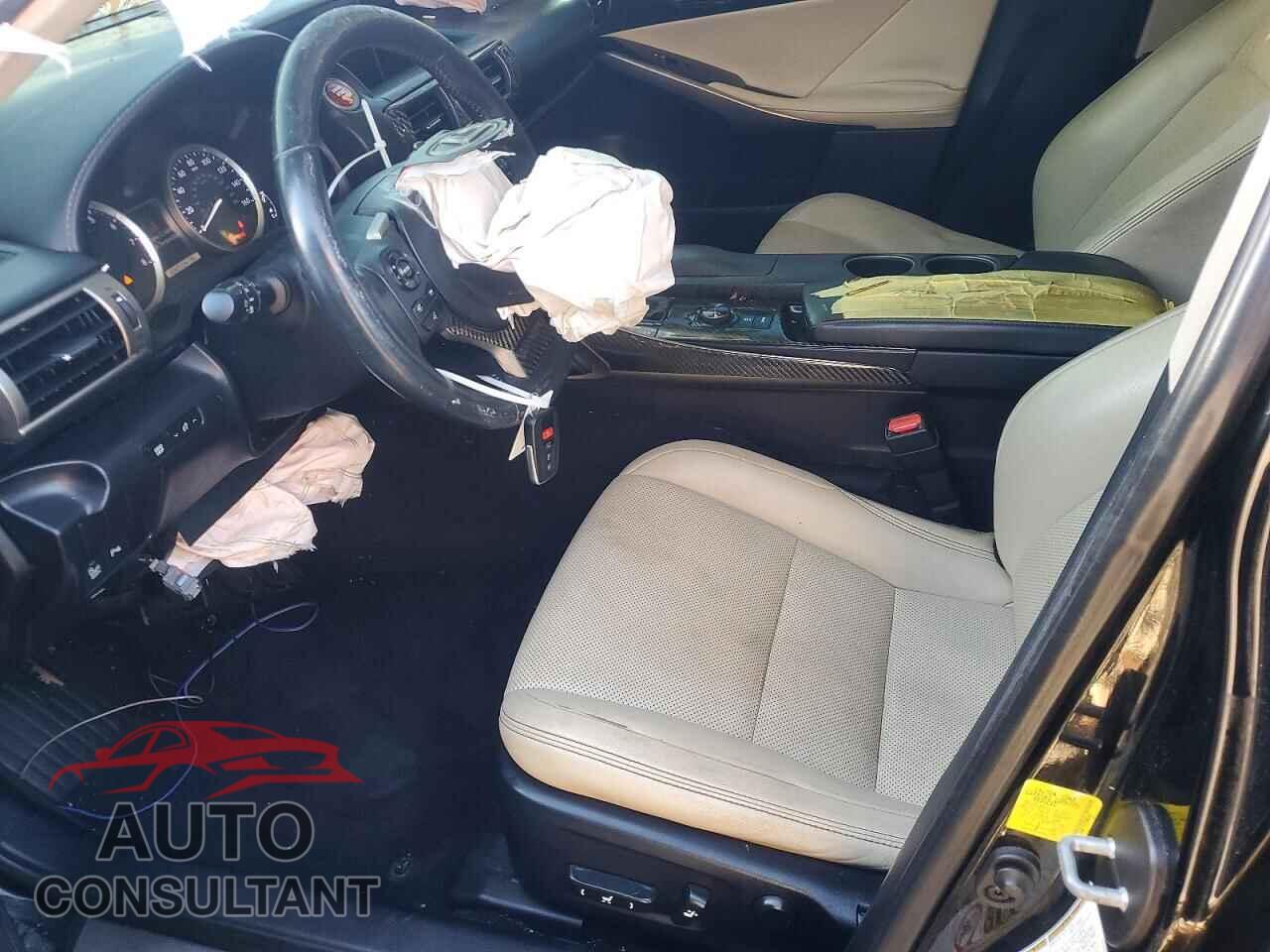 LEXUS IS 2014 - JTHBE1D28E5006892