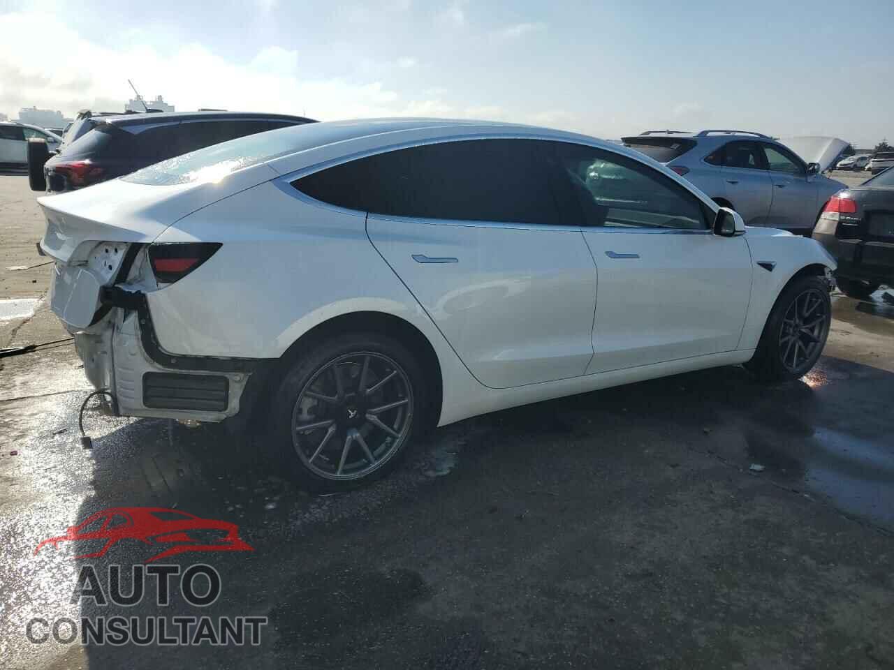 TESLA MODEL 3 2020 - 5YJ3E1EA1LF598059