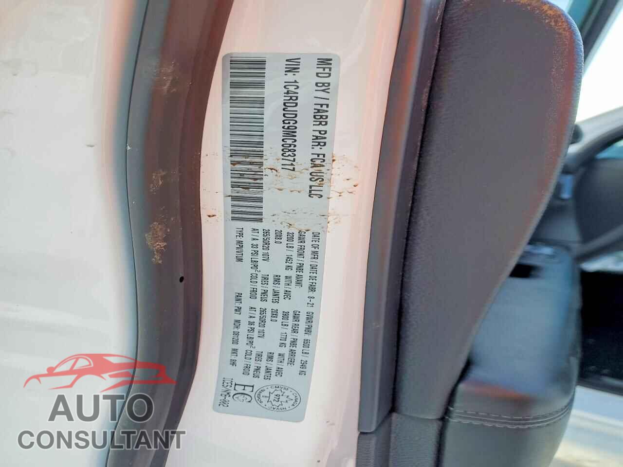 DODGE DURANGO 2021 - 1C4RDJDG9MC683717