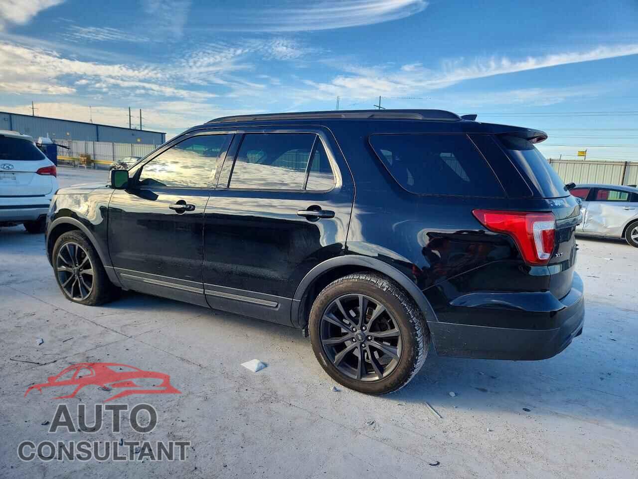 FORD EXPLORER 2017 - 1FM5K7D81HGA55239