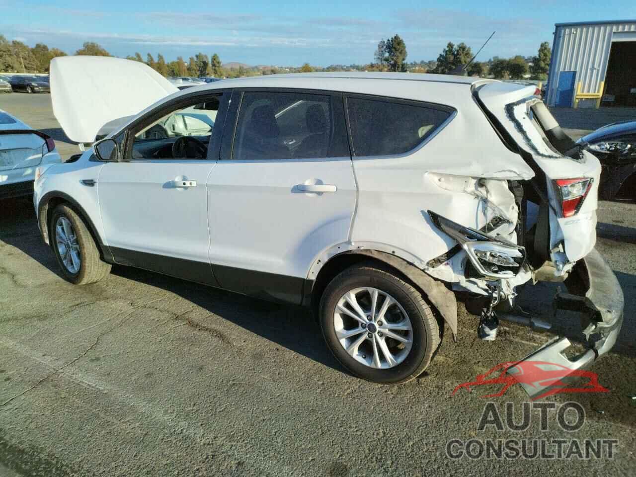FORD ESCAPE 2019 - 1FMCU0GD5KUB10799