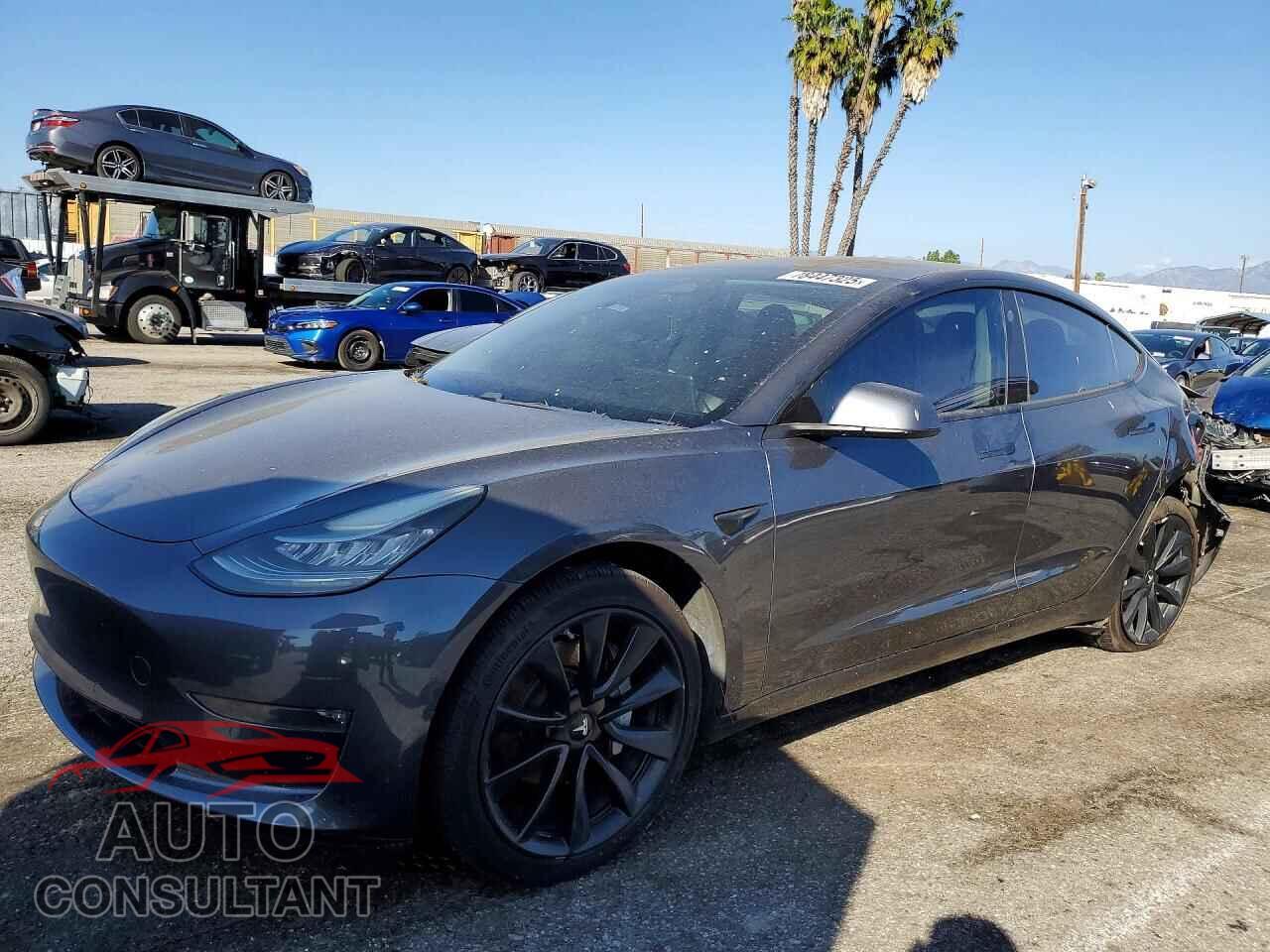 TESLA MODEL 3 2018 - 5YJ3E1EA0JF010892