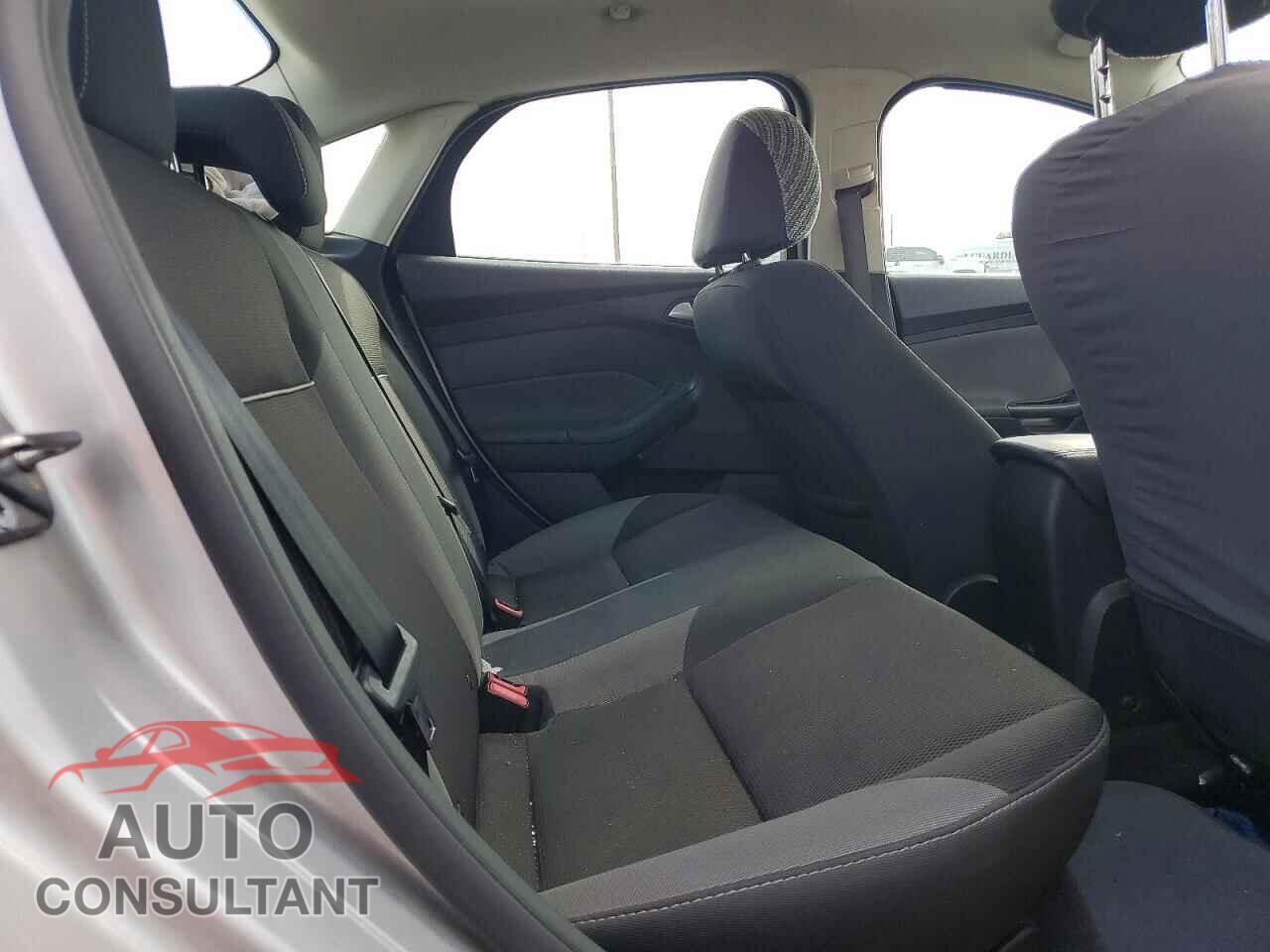 FORD FOCUS 2014 - 1FADP3F22EL459713