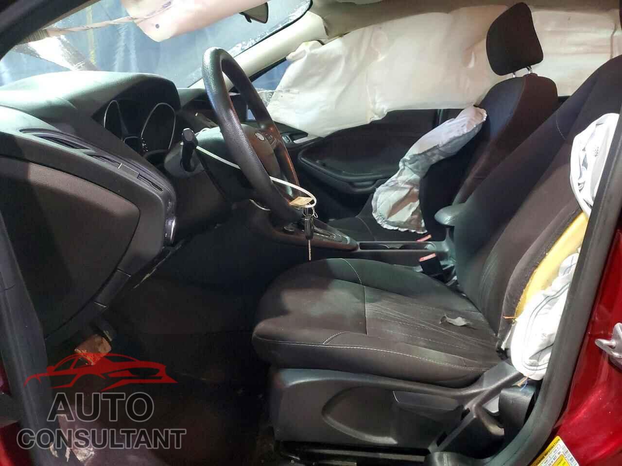 FORD FOCUS 2016 - 1FADP3F23GL328535