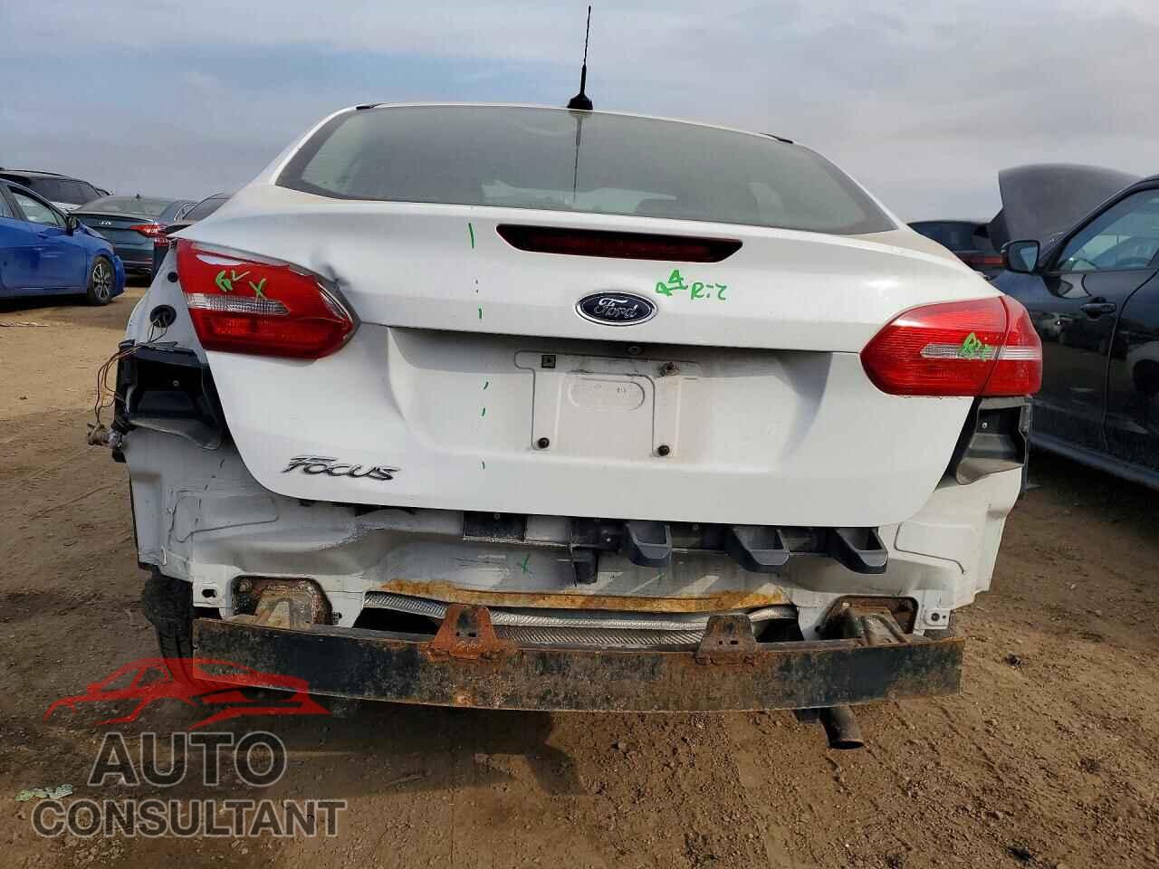 FORD FOCUS S 2017 - 1FADP3E29HL306686