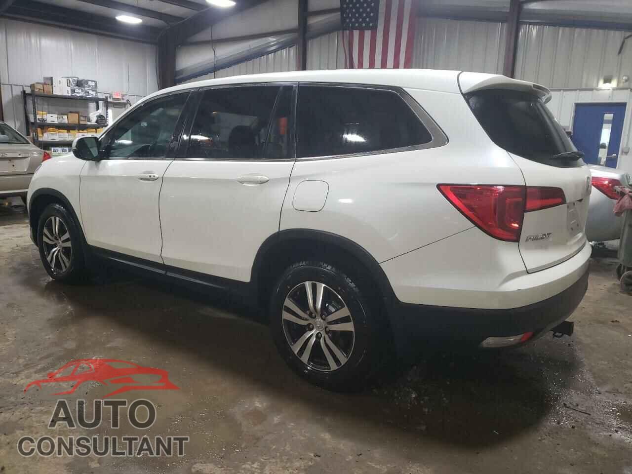 HONDA PILOT 2017 - 5FNYF6H53HB011706