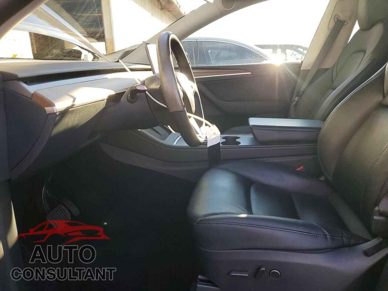 TESLA MODEL Y 2024 - 7SAYGDED4RF052024