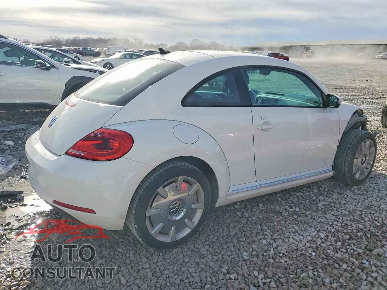 VOLKSWAGEN BEETLE 2012 - 3VWJP7AT4CM660087