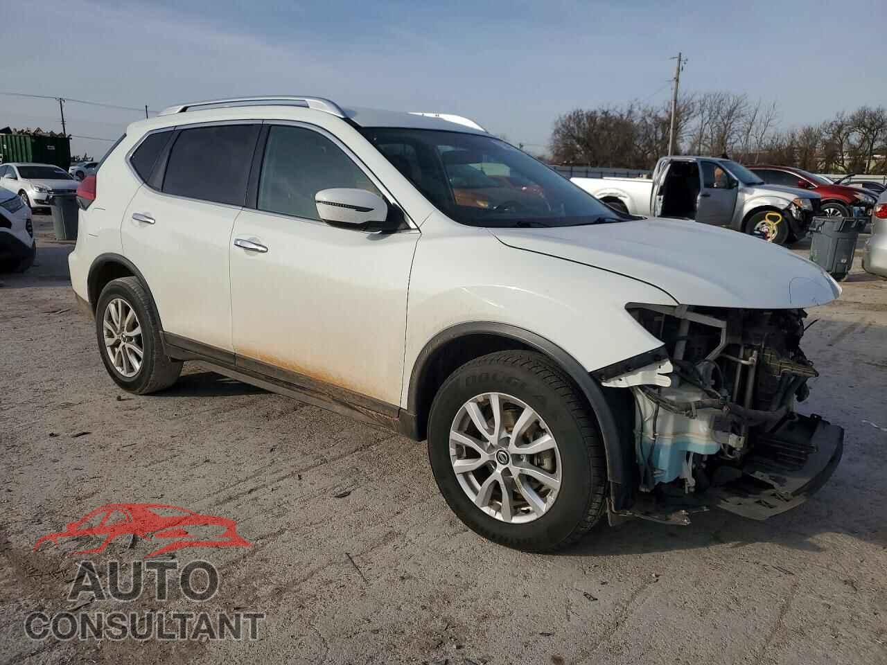 NISSAN ROGUE 2017 - KNMAT2MV2HP569013