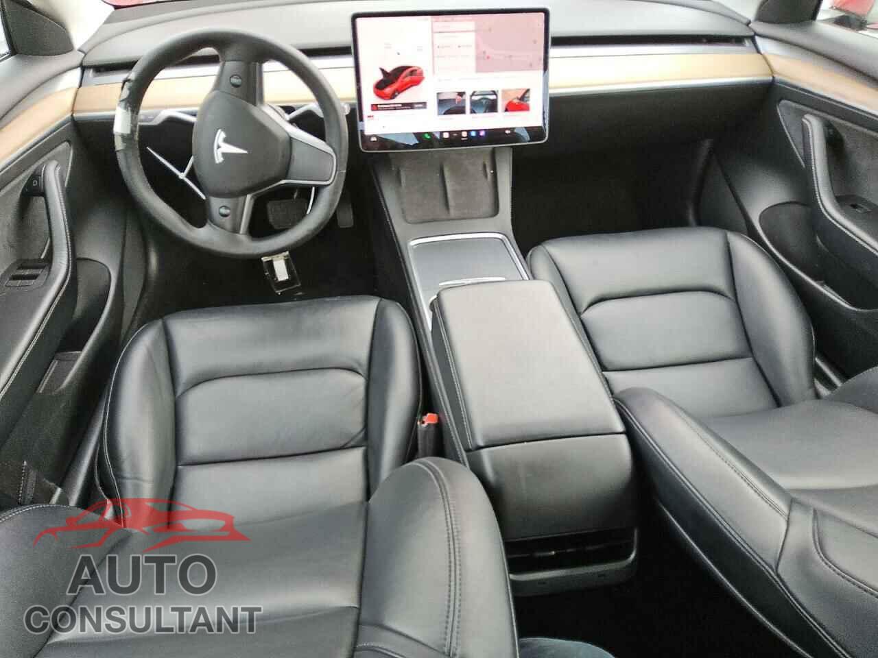 TESLA MODEL 3 2022 - 5YJ3E1EA8NF190032