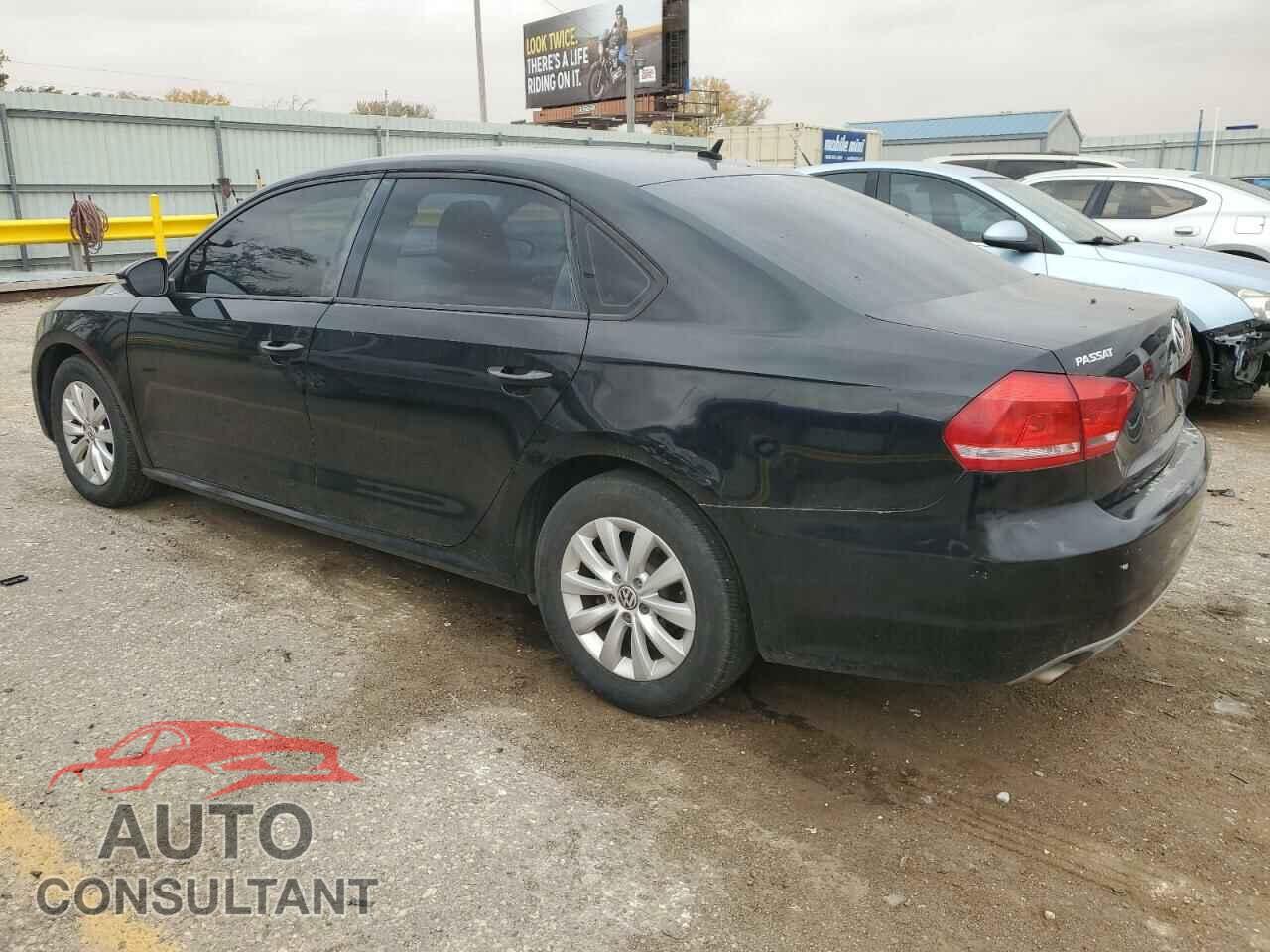 VOLKSWAGEN PASSAT 2012 - 1VWAP7A39CC055600