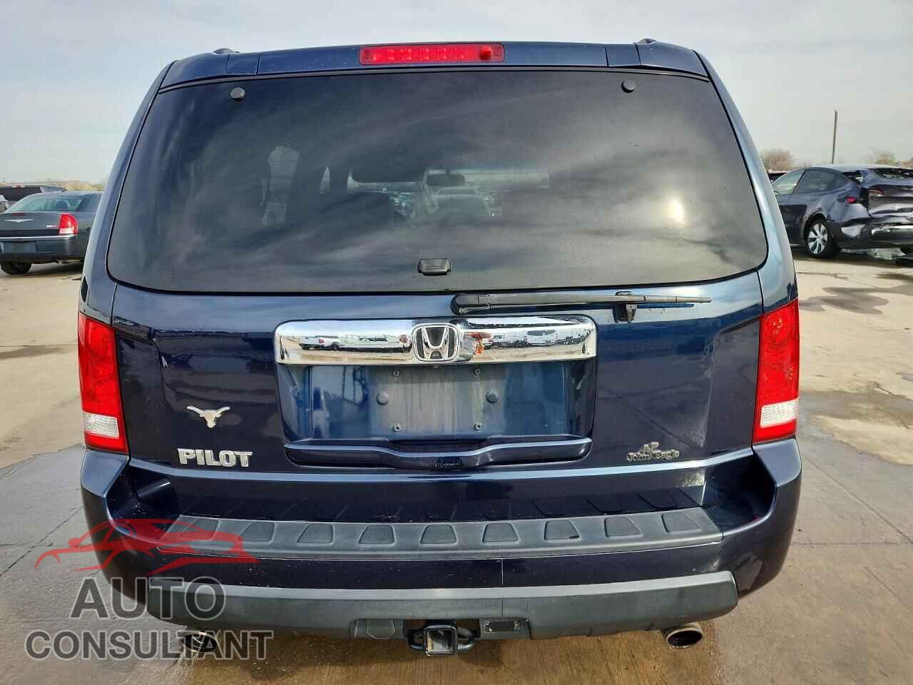 HONDA PILOT 2011 - 5FNYF3H77BB045283