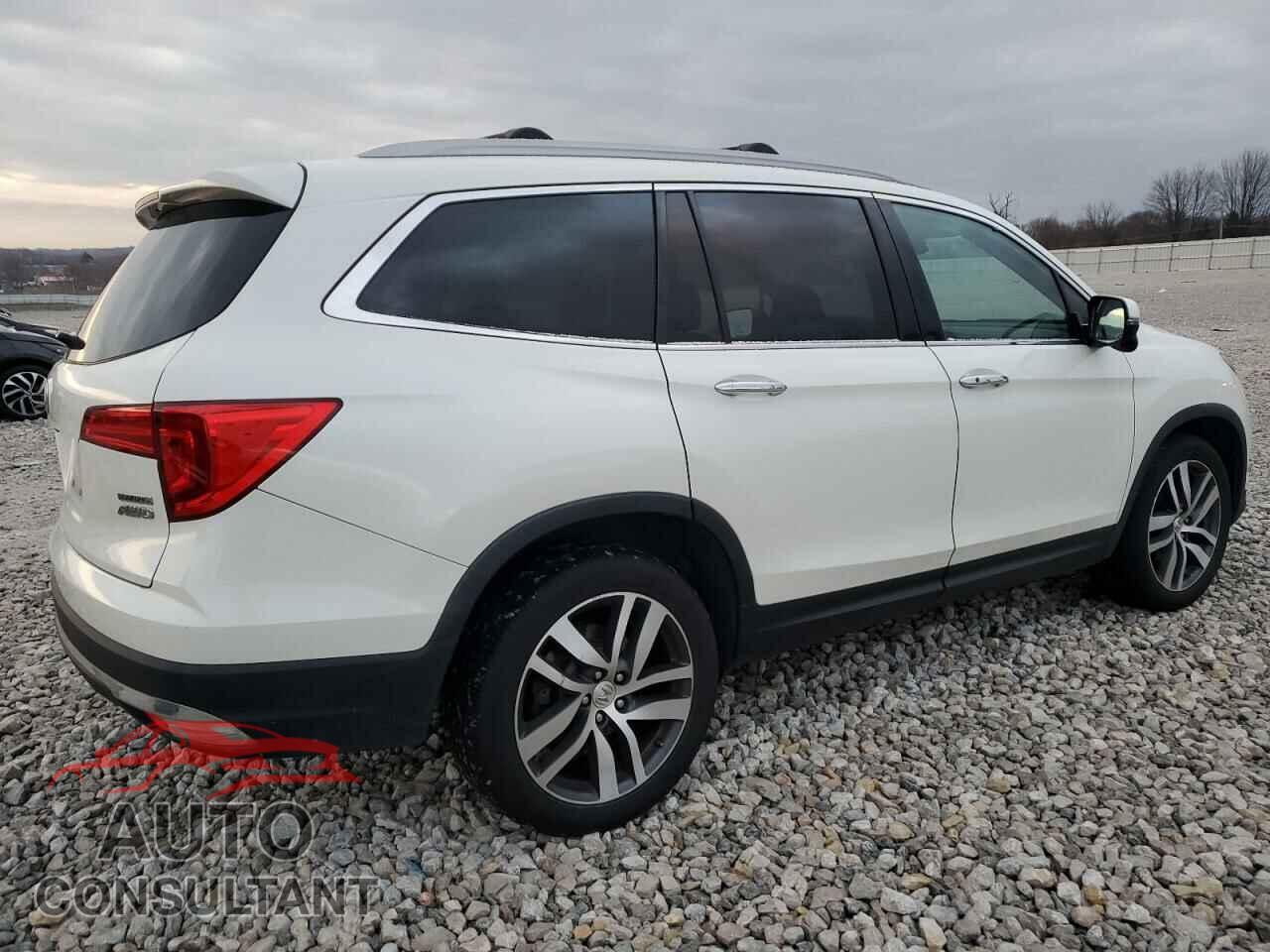 HONDA PILOT 2018 - 5FNYF6H96JB012101