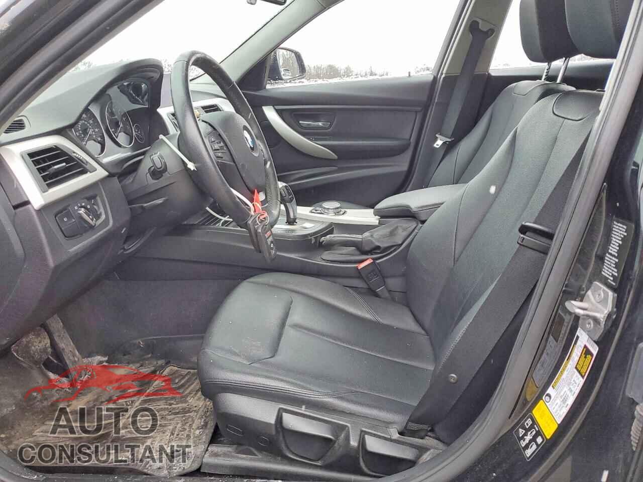 BMW 3 SERIES 2016 - WBA8E5G50GNU20113