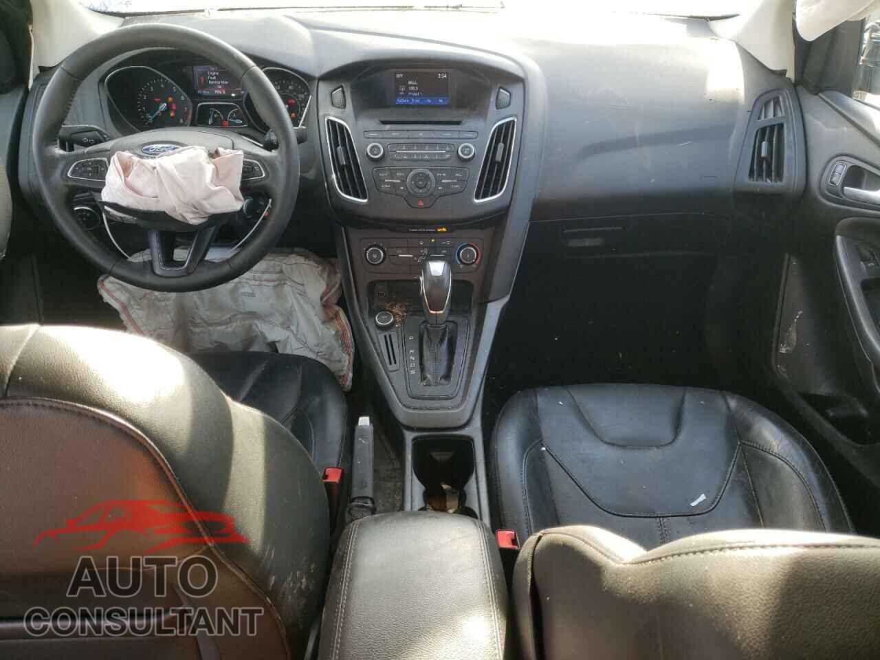 FORD FOCUS 2016 - 1FADP3F2XGL295257