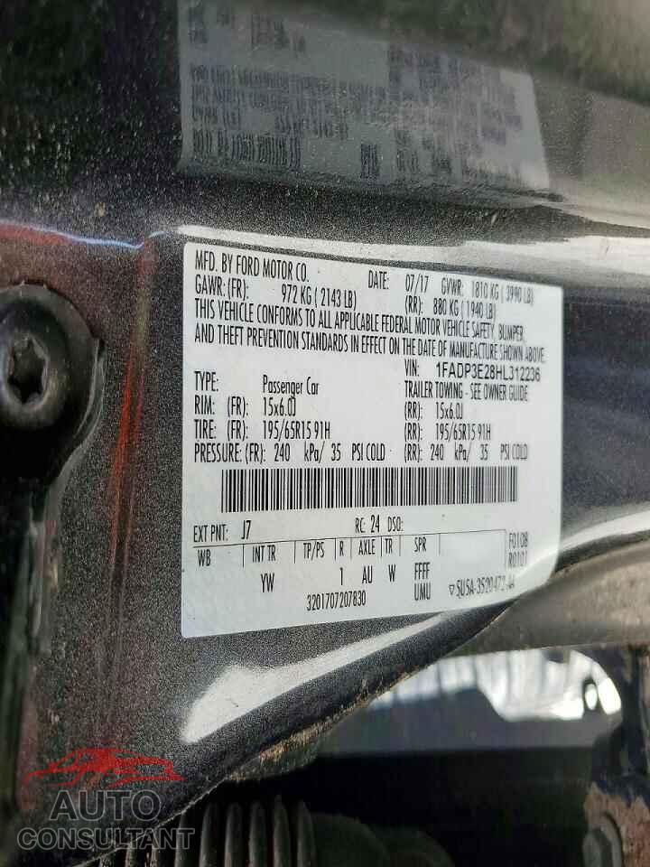 FORD FOCUS 2017 - 1FADP3E28HL312236