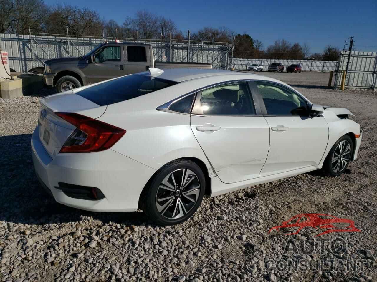 HONDA CIVIC 2018 - JHMFC1F70JX022969