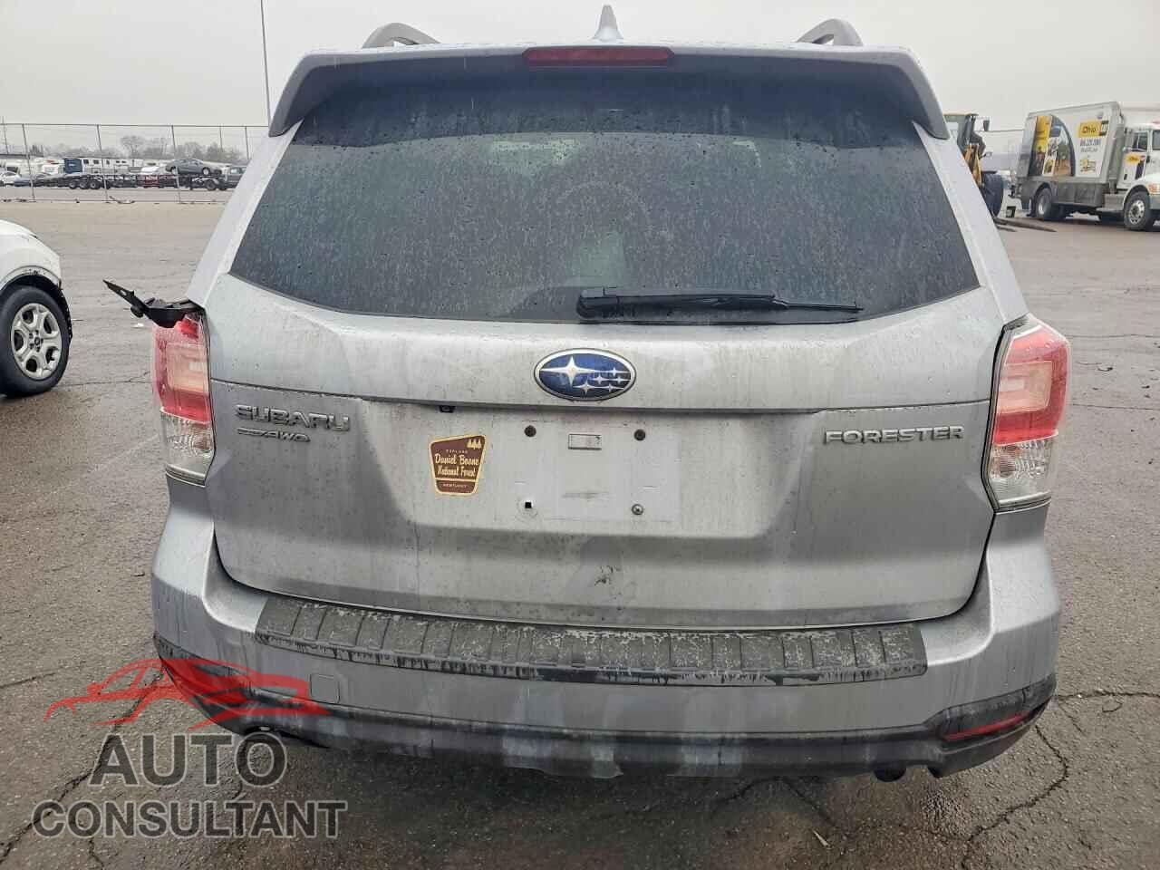 SUBARU FORESTER 2018 - JF2SJAEC7JH416632