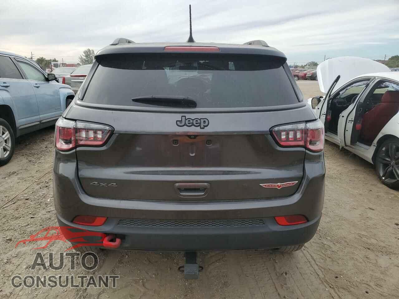 JEEP COMPASS 2019 - 3C4NJDDB2KT668622