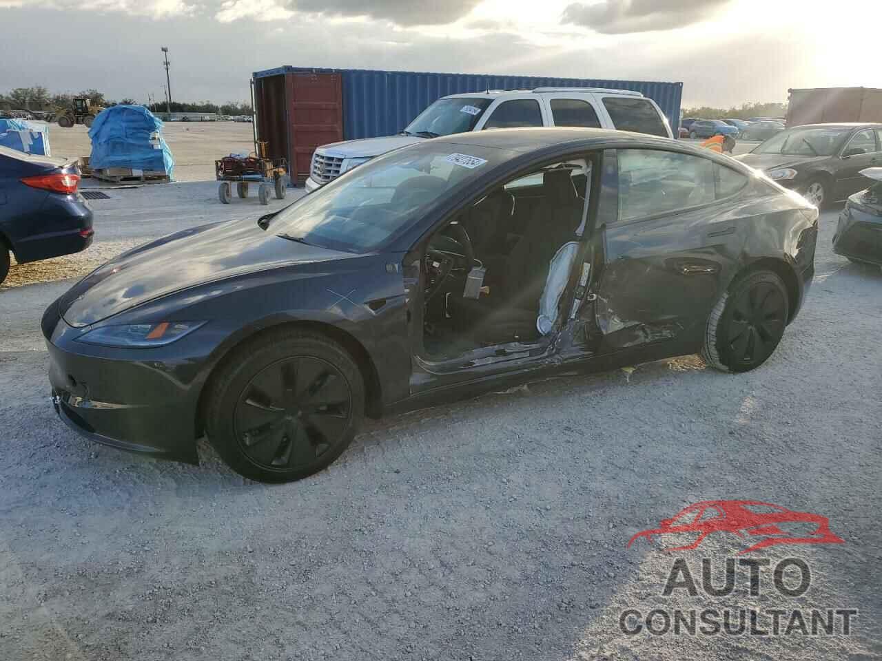 TESLA MODEL 3 2024 - 5YJ3E1EA4RF871956