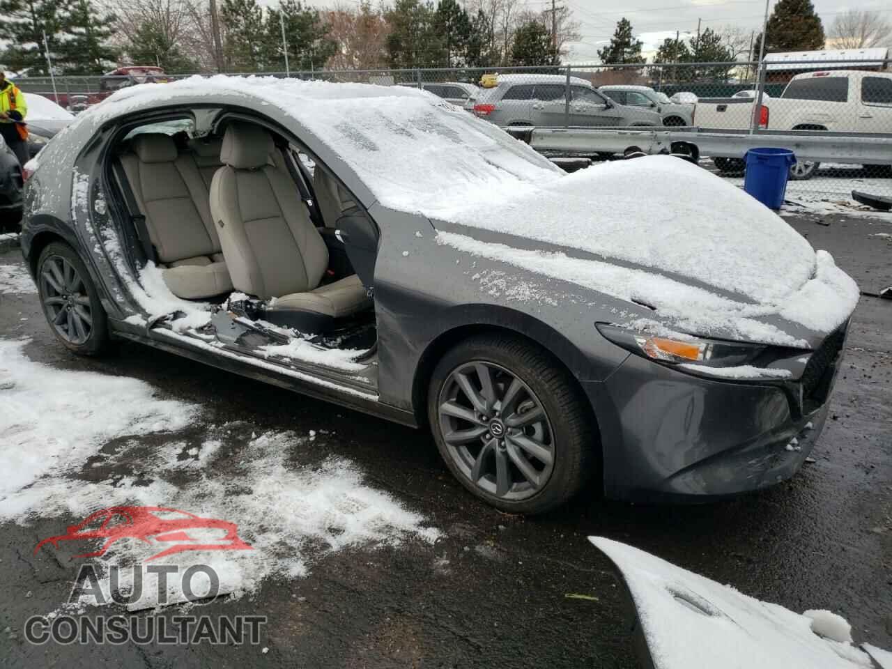 MAZDA 3 2019 - JM1BPBJM2K1123698