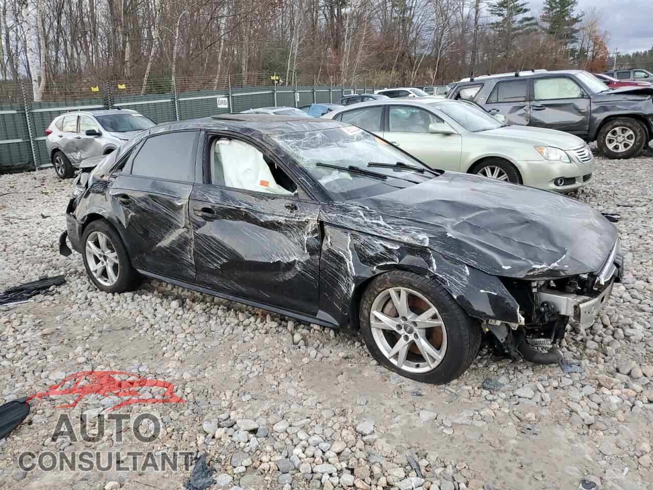 AUDI A4 2018 - WAUDNAF46JA018465