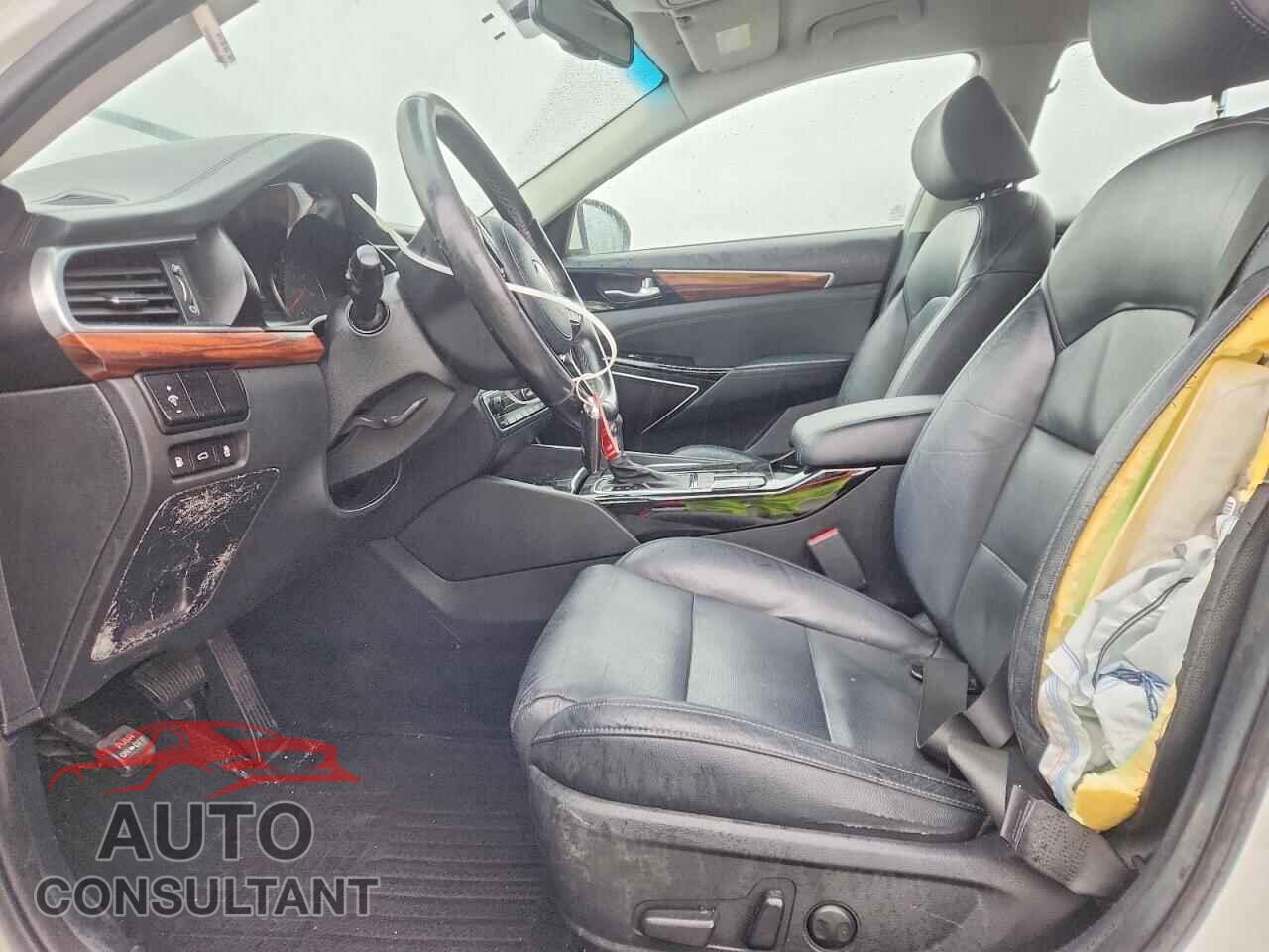 KIA CADENZA 2017 - KNALB4J10H5060653