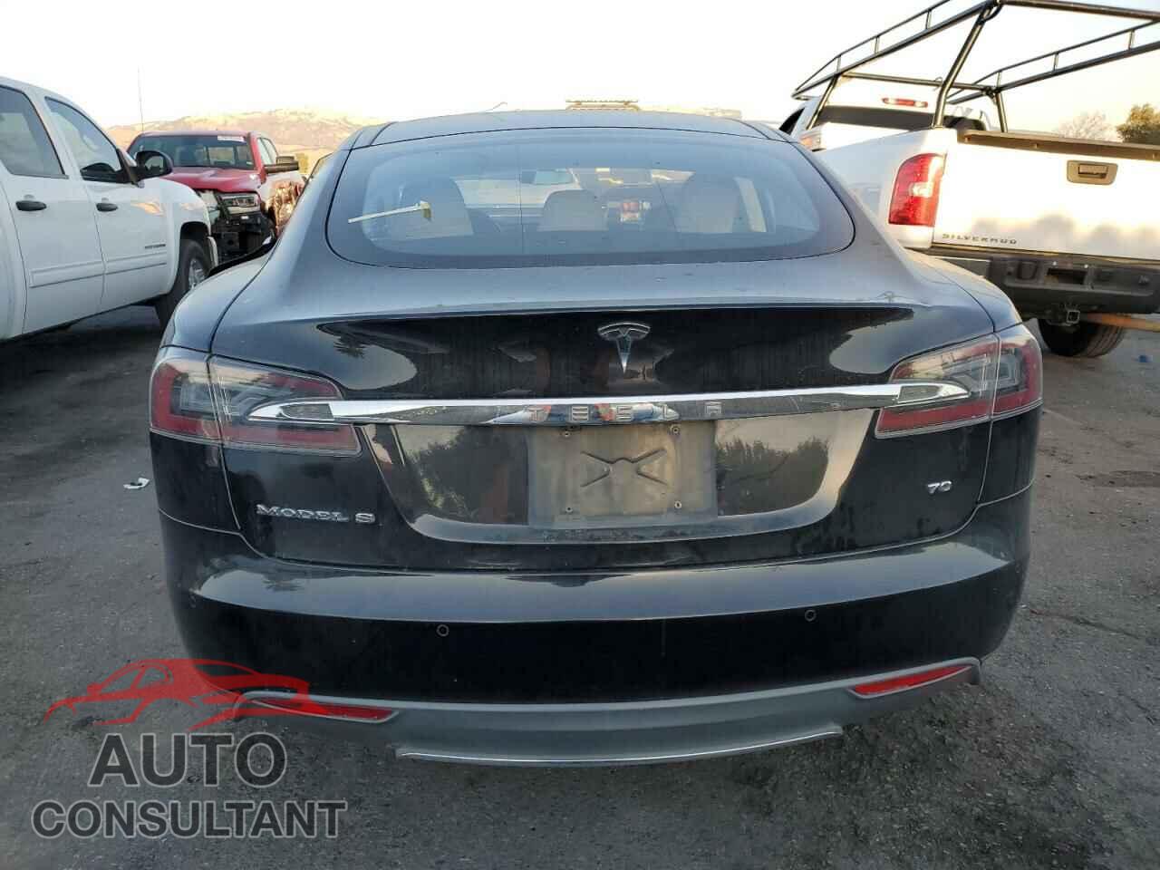 TESLA MODEL S 2015 - 5YJSA1E11FF117299