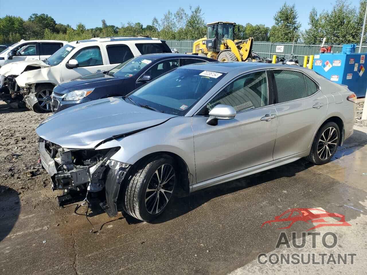 TOYOTA CAMRY 2018 - 4T1B11HK5JU537616