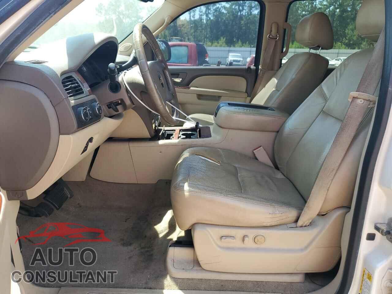 CHEVROLET AVALANCHE 2011 - 3GNTKGE37BG327584