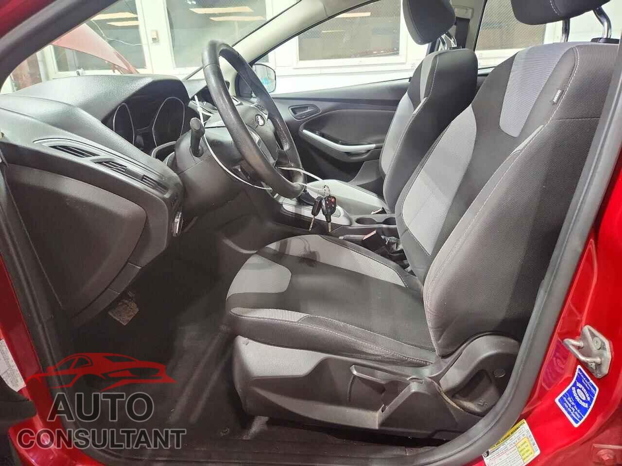 FORD FOCUS 2012 - 1FAHP3F22CL273510