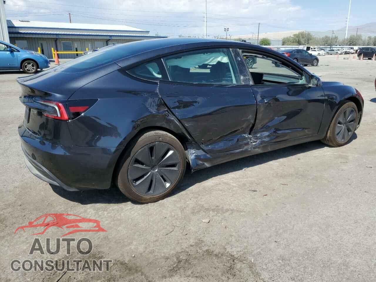 TESLA MODEL 3 2024 - 5YJ3E1EA3RF784534