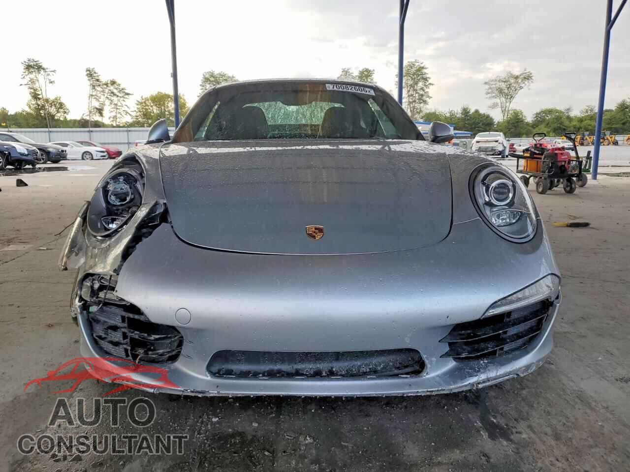 PORSCHE 911 2015 - WP0AA2A96FS100157