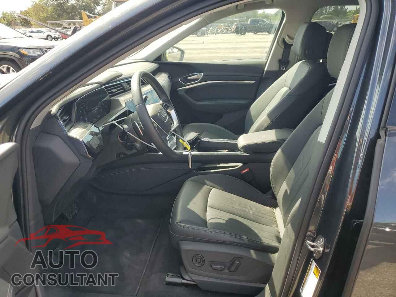 AUDI E-TRON 2023 - WA1AAAGE1PB025748