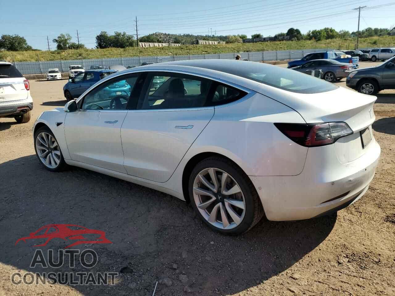 TESLA MODEL 3 2019 - 5YJ3E1EB2KF437498